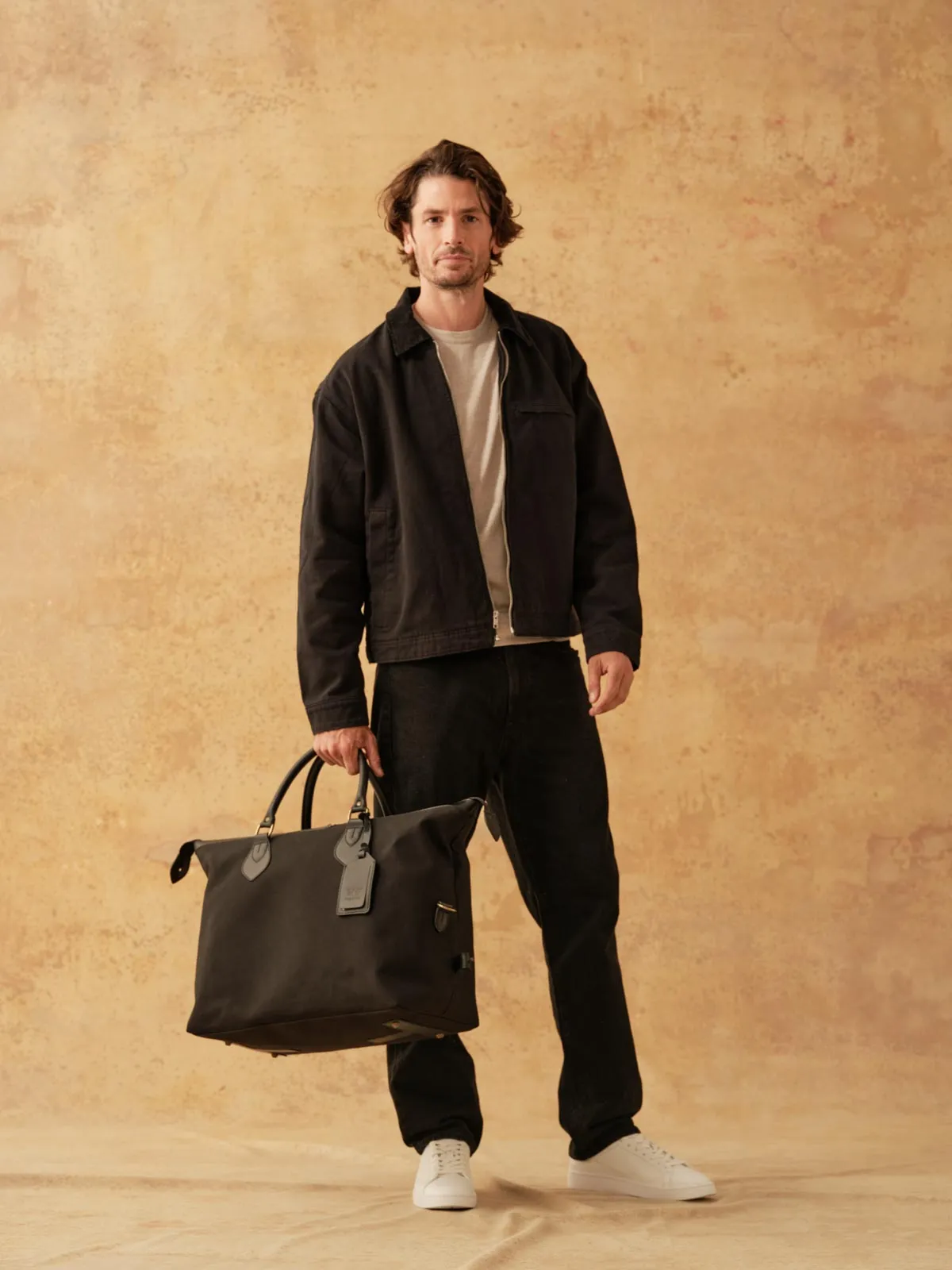 Canvas Explorer - Medium