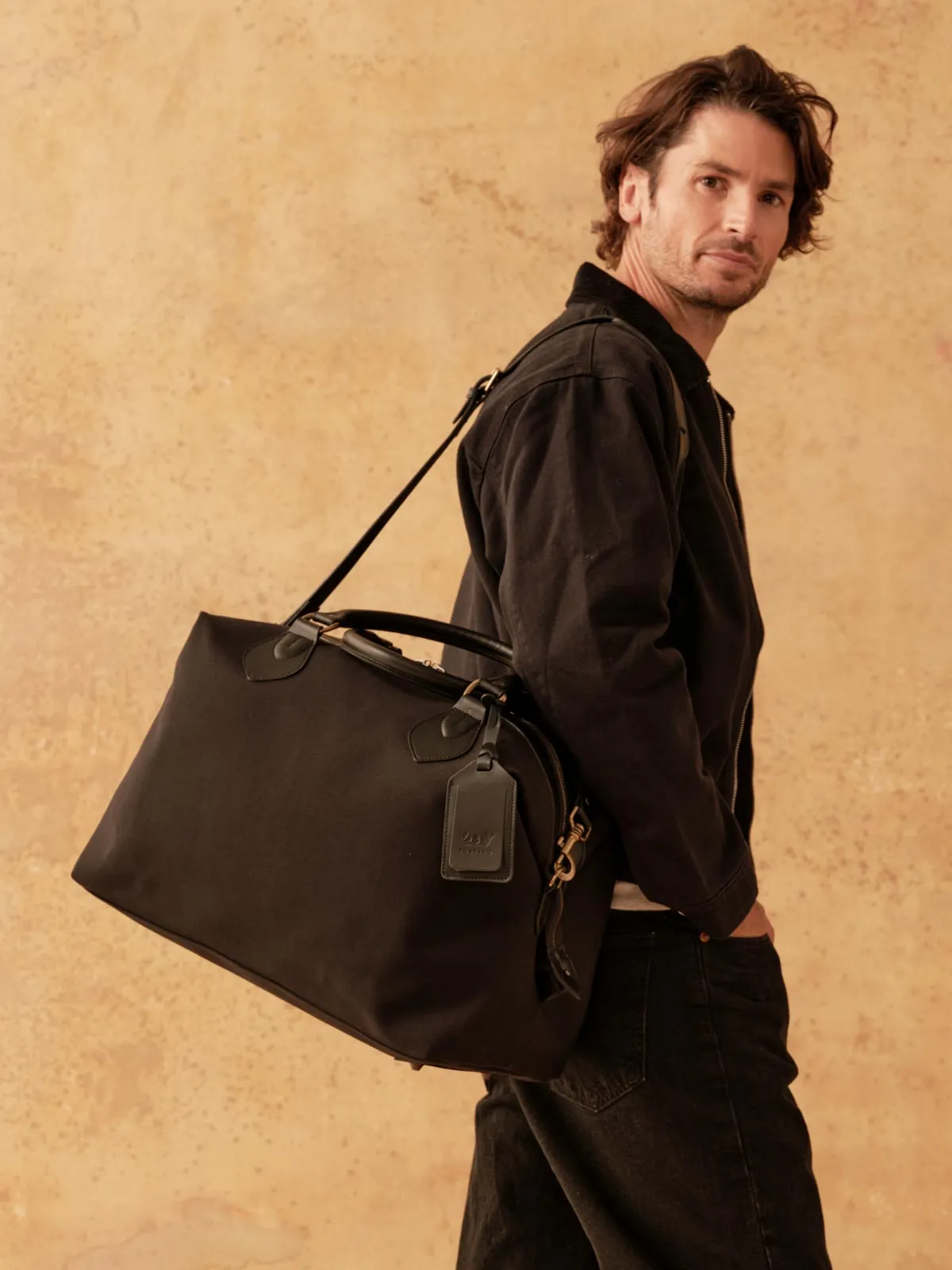 Canvas Explorer - Medium