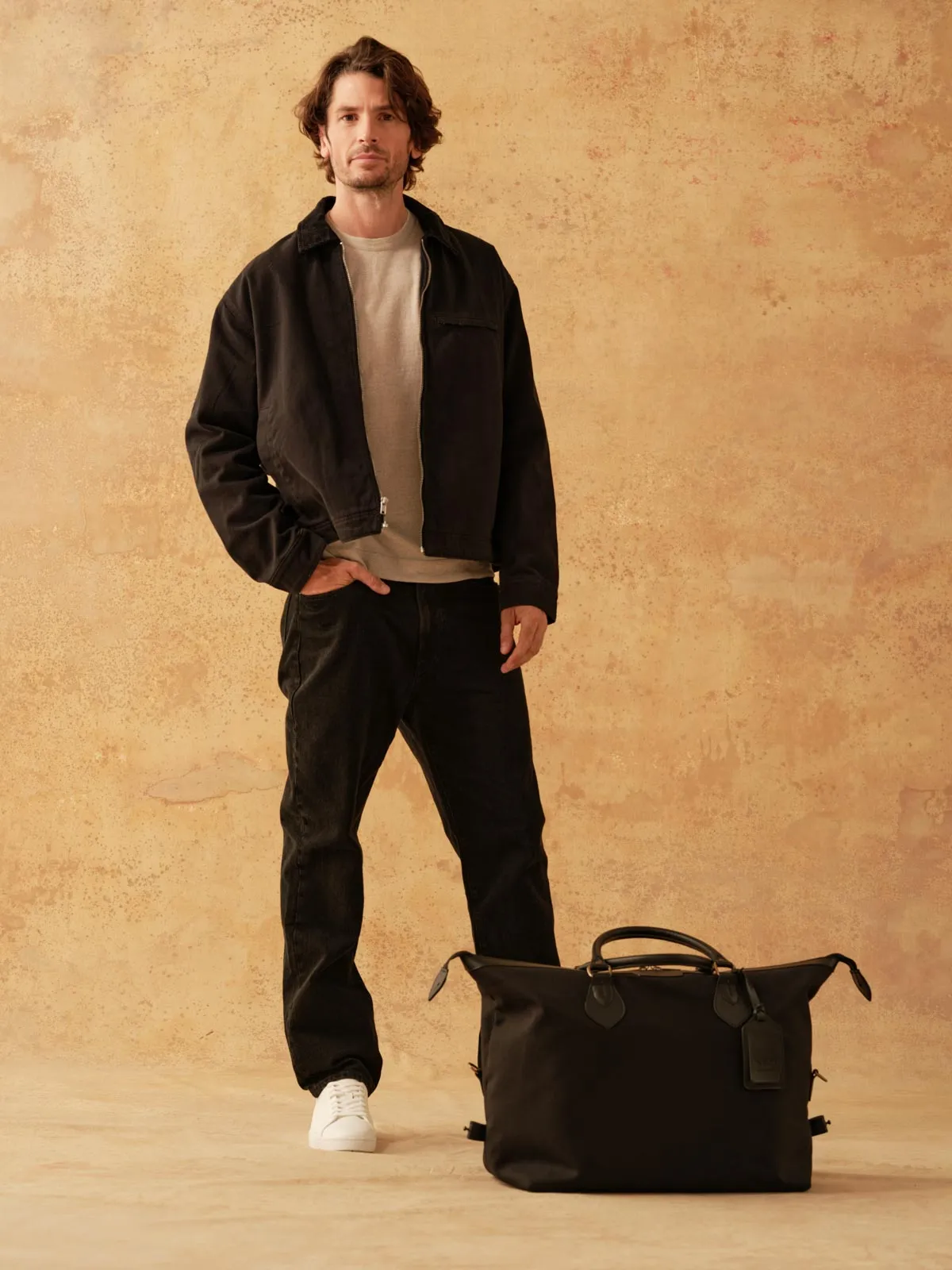 Canvas Explorer - Medium