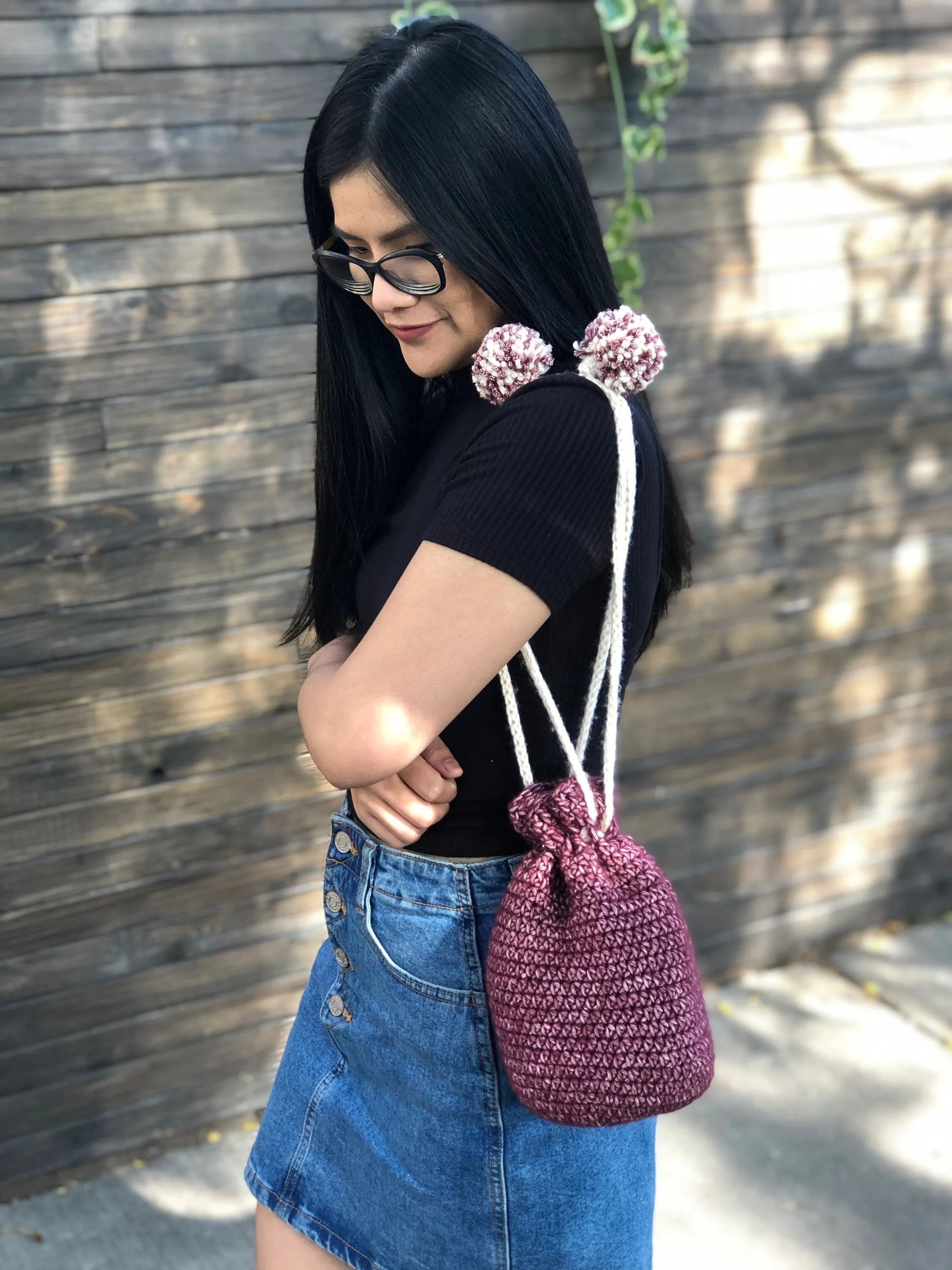 Crochet bag pattern, crochet drawstring pom pom bag pattern, backpack, bag pattern, crochet