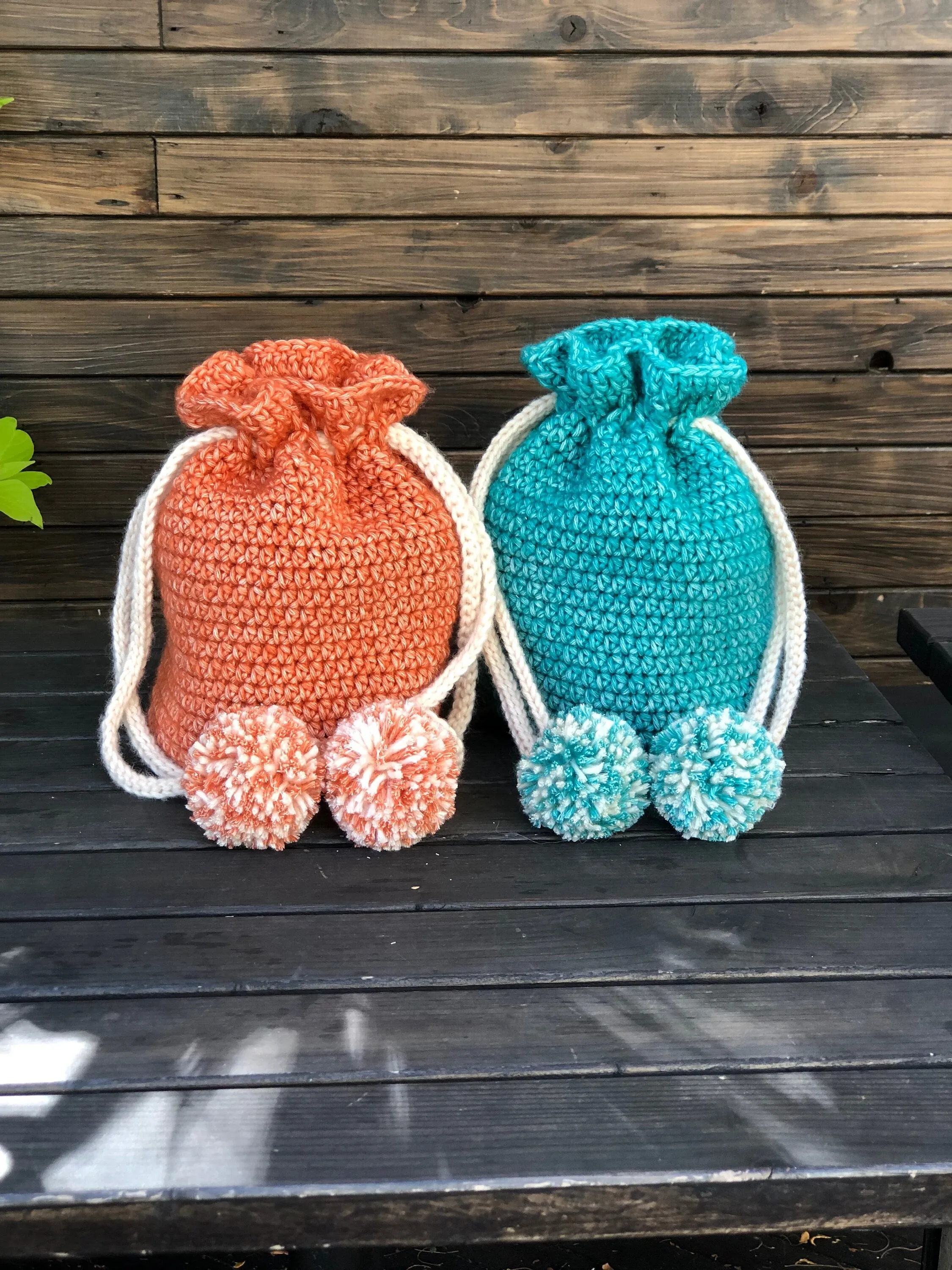 Crochet bag pattern, crochet drawstring pom pom bag pattern, backpack, bag pattern, crochet