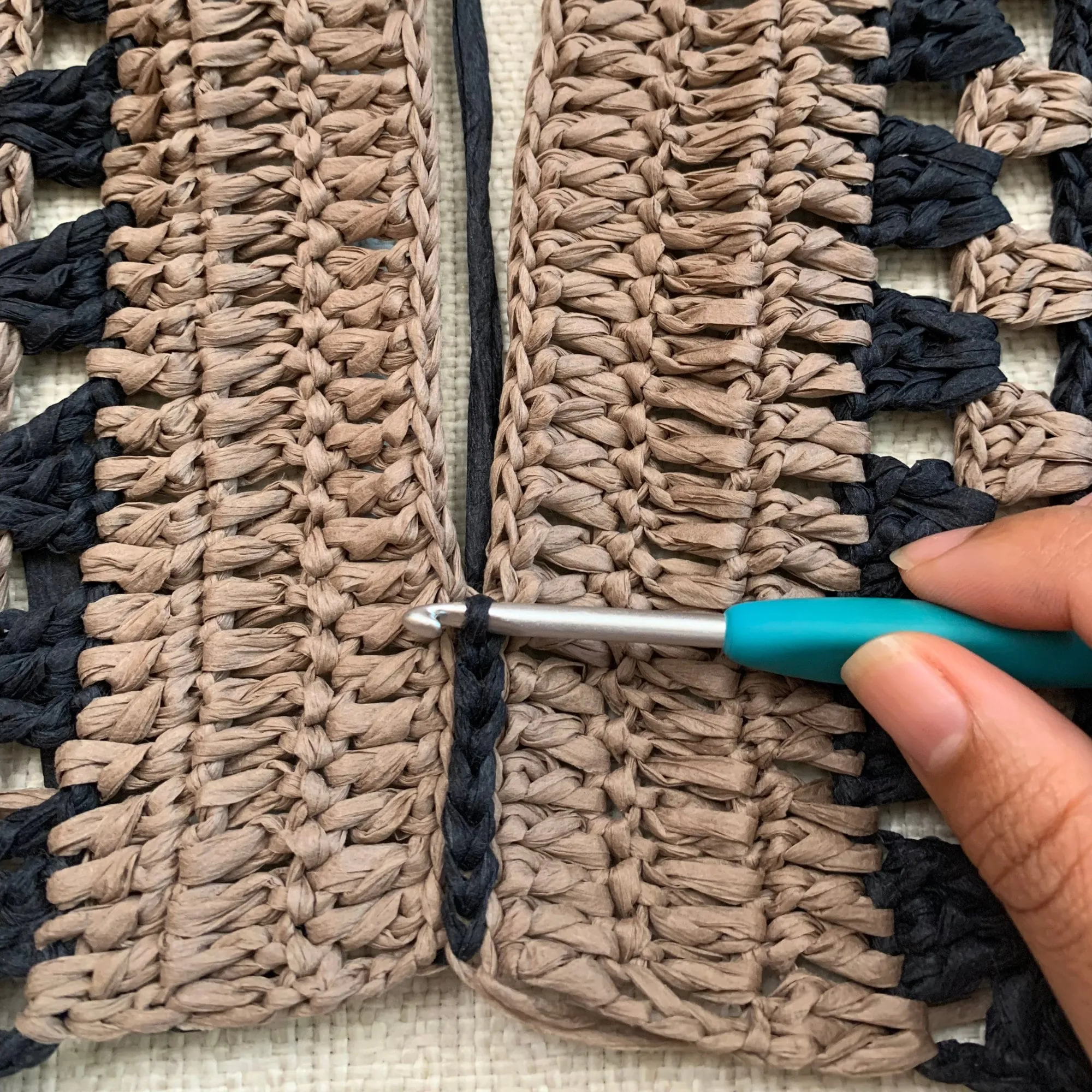 crochet granny square tote bag pattern PDF & video tutorial