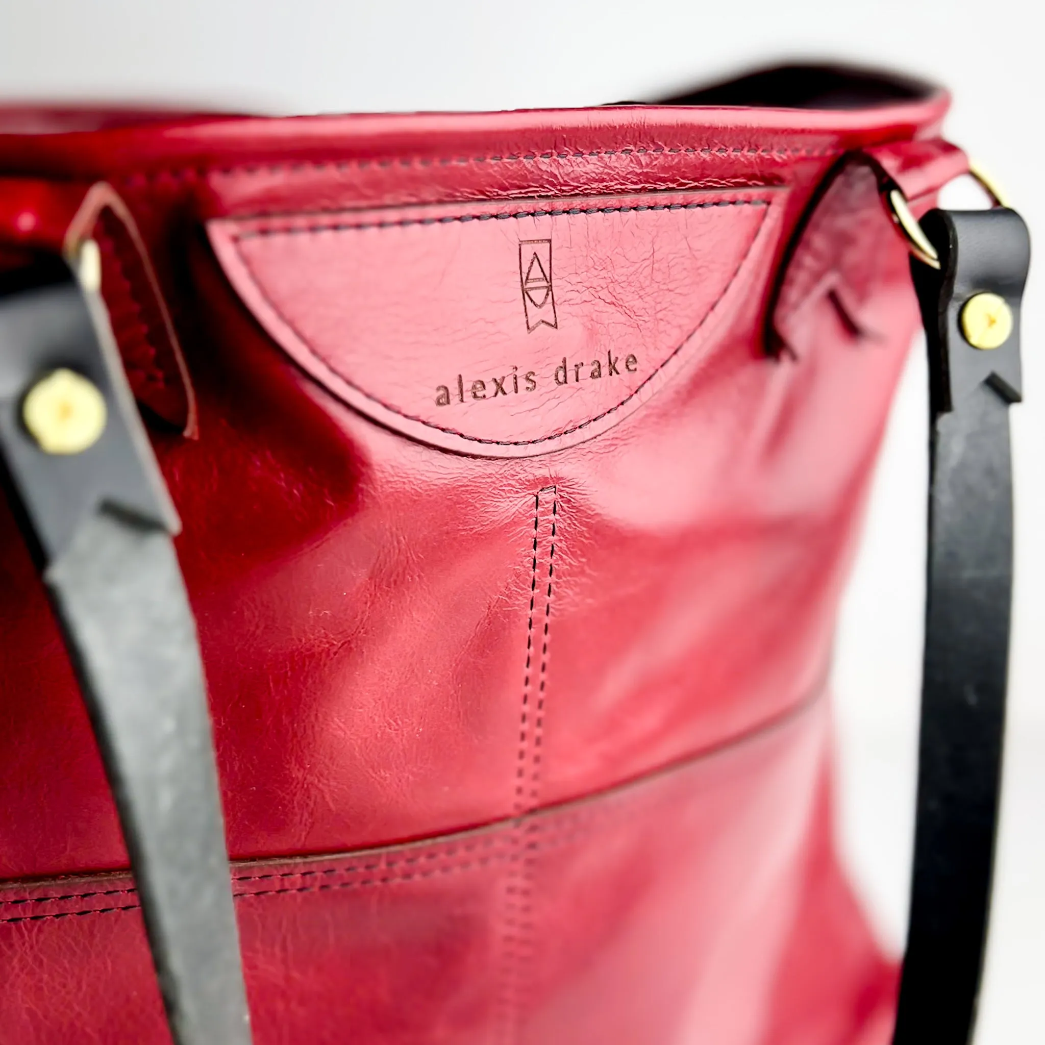 Practically Perfect Collection | Charlotte Shoulder Tote | Navy