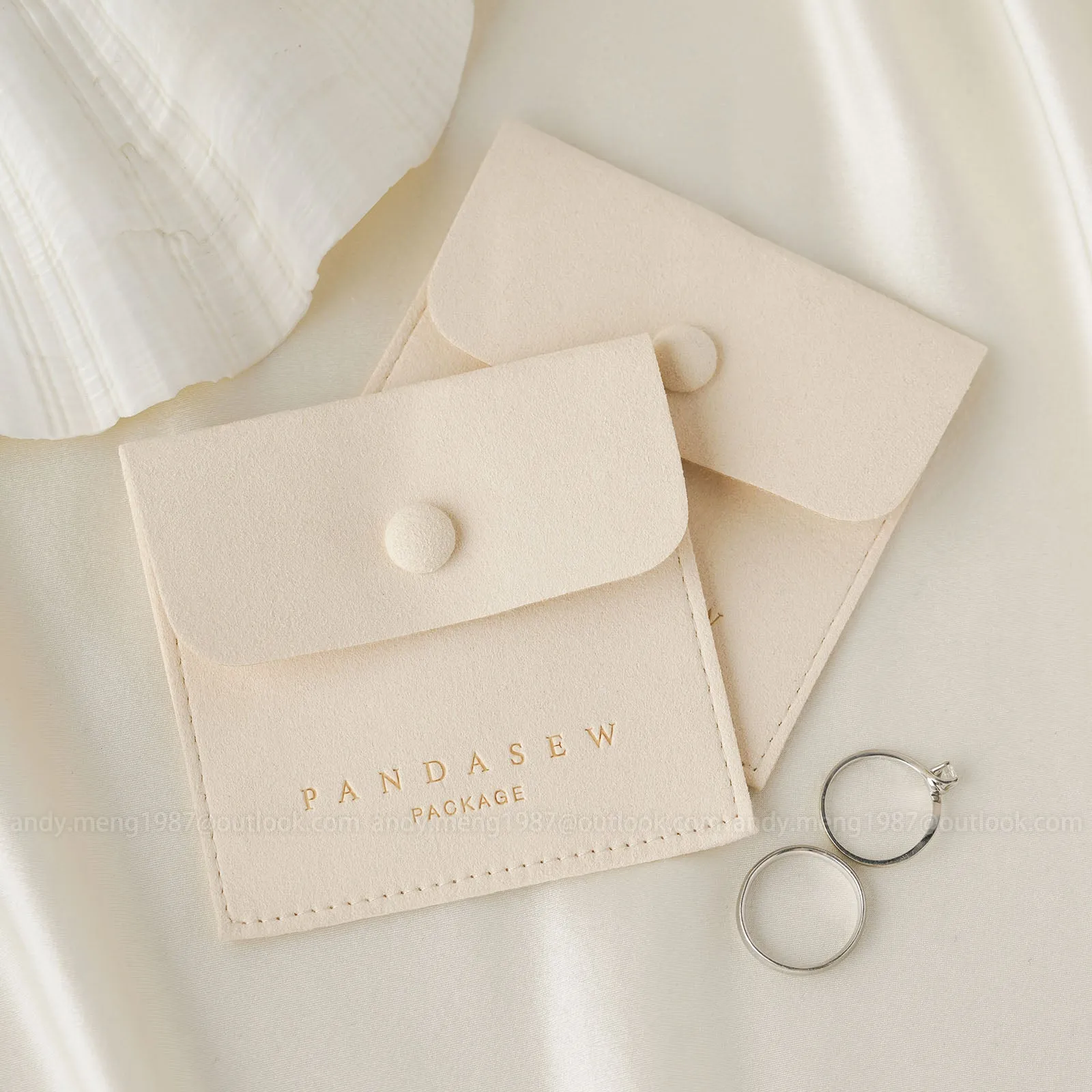 Snap button bags Thicker 08 Microfiber custom earrings packaging Brooch ring gift bags  jewelry packaging 50pcs MCR-081