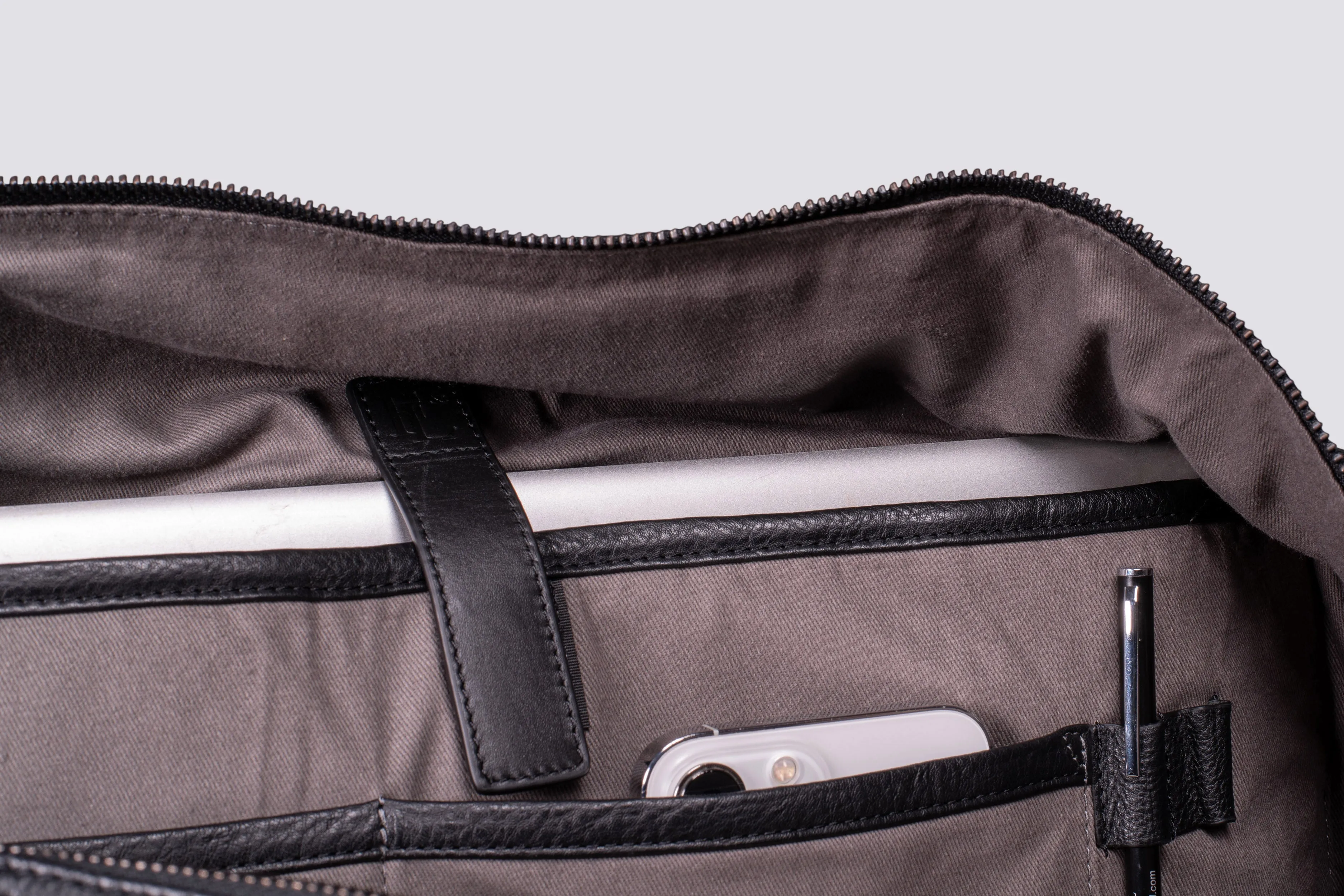 Somerset Holdall | Black Leather Large